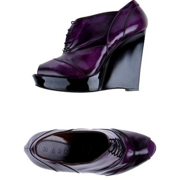 NIB $790 MARNI purple leather peep toe boots. IT 41 US 10